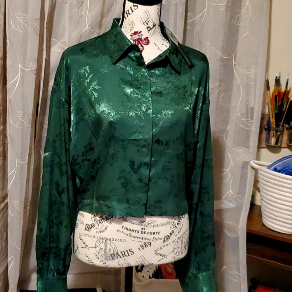 Addison Cinched Button Front Crop Top